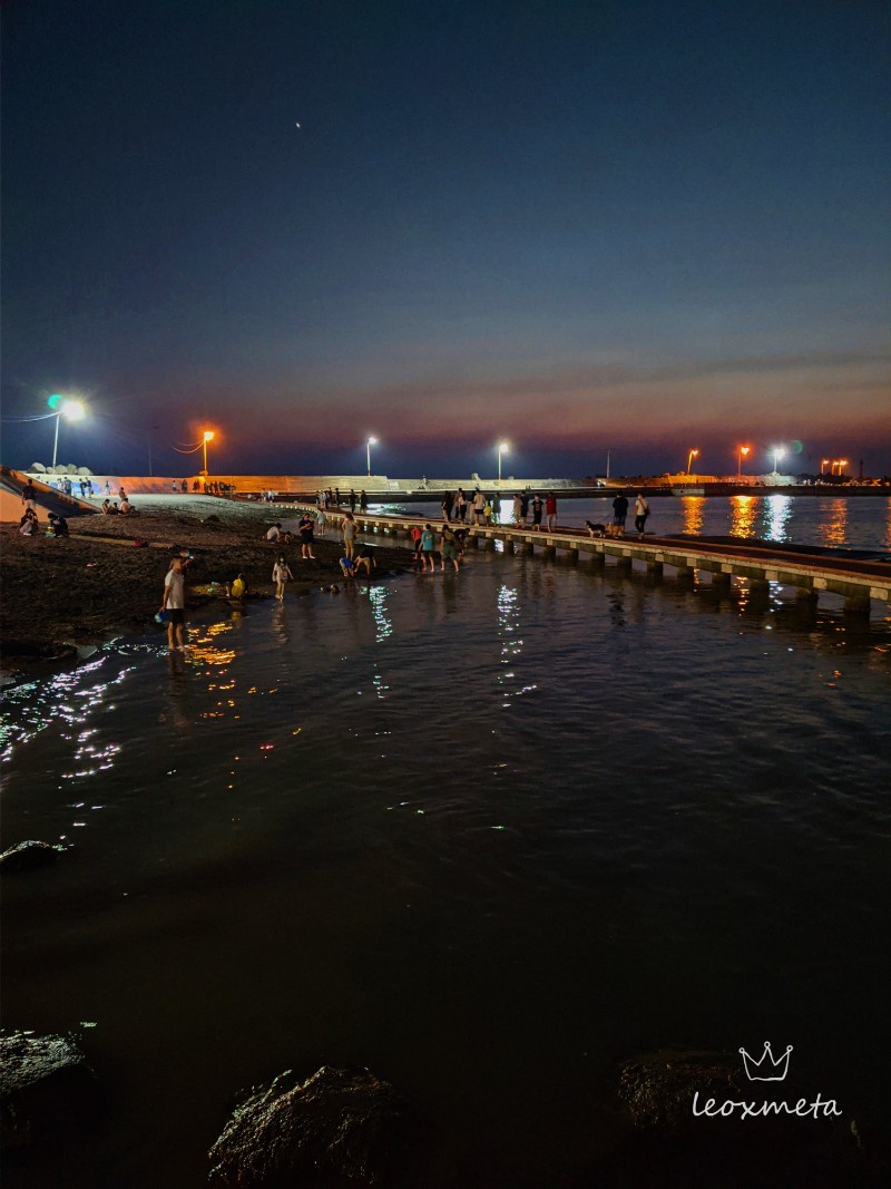 親子旅遊 高雄夕陽海岸 彌陀漁港海岸光廊