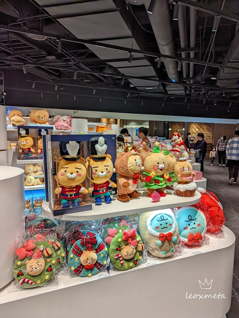 Kakao Friends 高雄店 限定商品 & 聖誔節商品