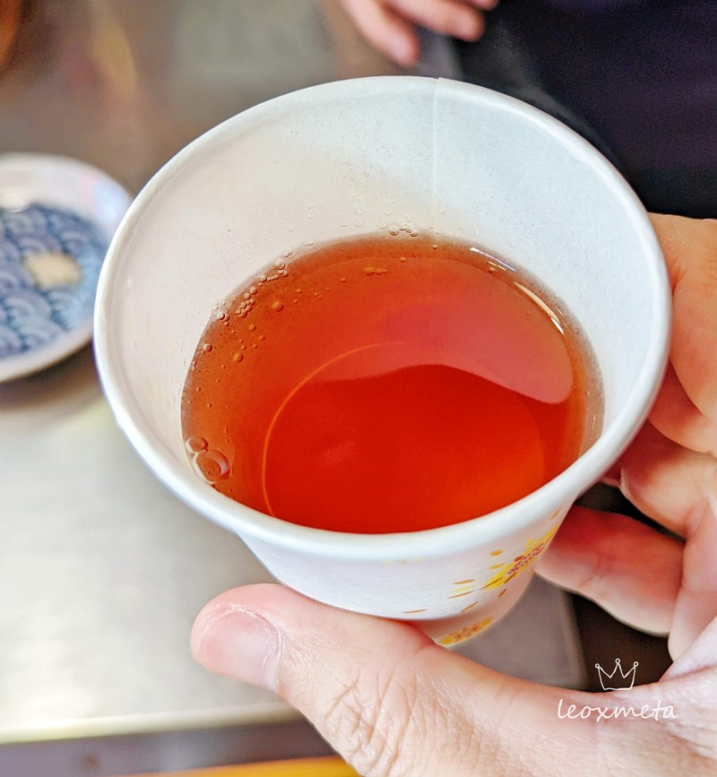 春川煎餅-店家招待的熱茶