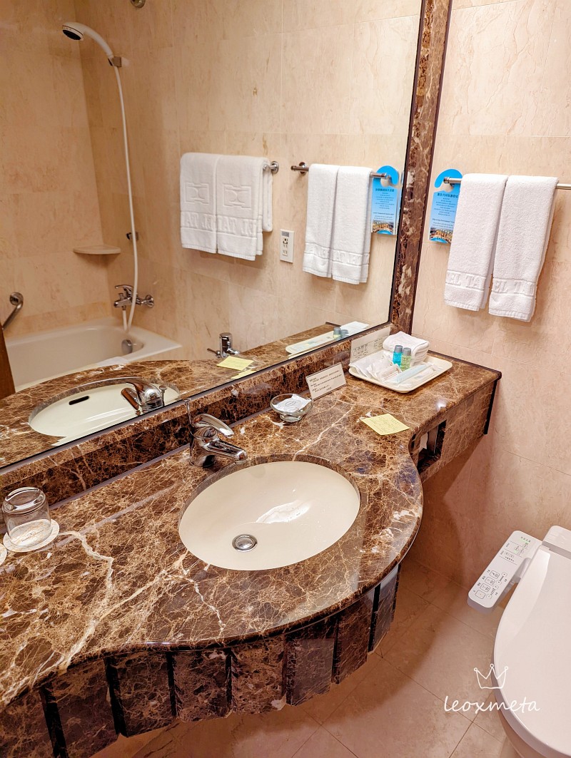 台南大飯店-浴廁-洗手檯