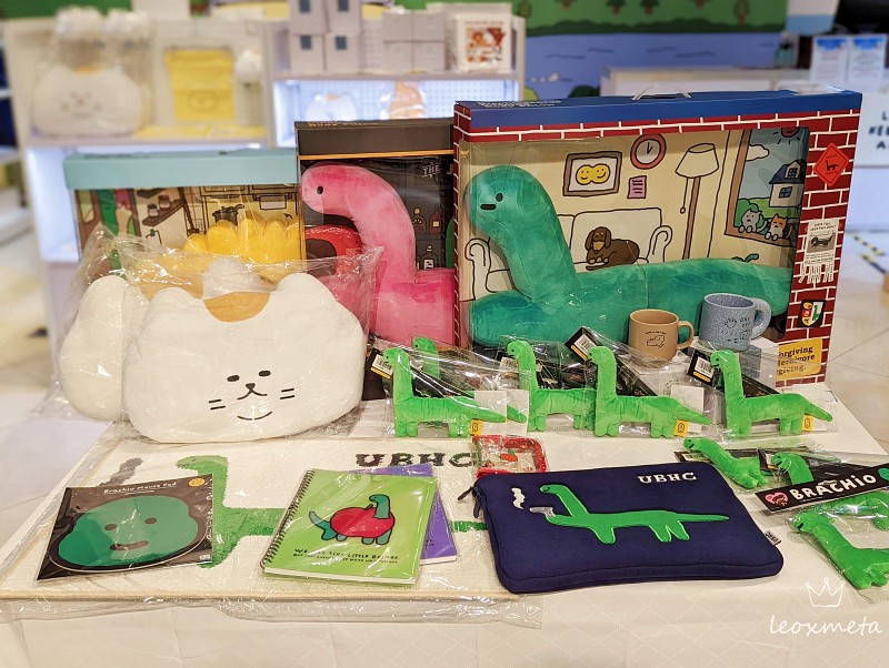 JOGUMAN-腕龍寵物玩具、13吋電腦包(藏青色、霧面活頁筆記本(紫/藍/綠/黃)、腕龍滑鼠墊