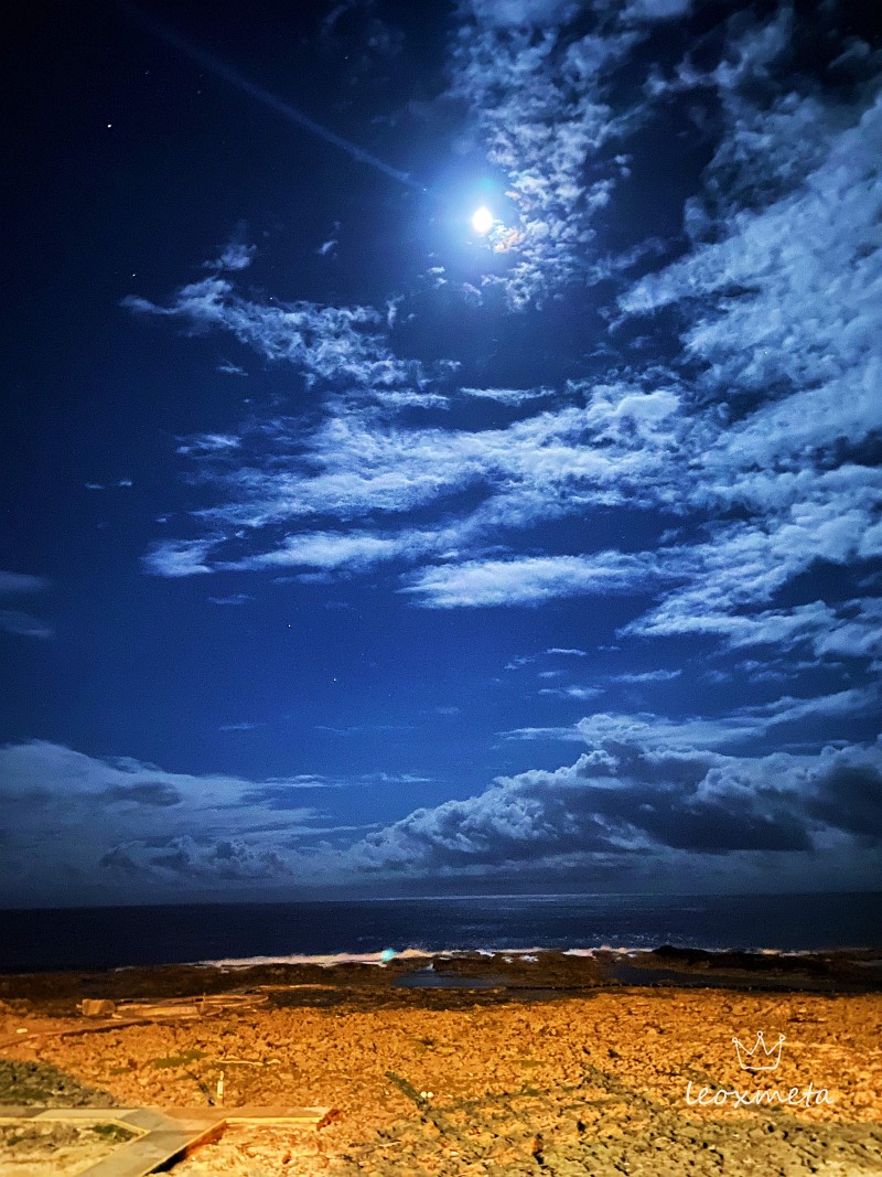 綠島-朝日溫泉-藍色月光下的泡湯享受-愈夜愈美麗