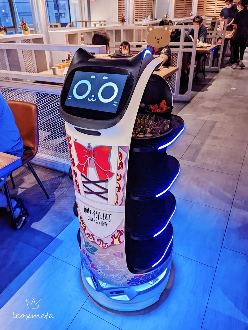 燒肉神保町岡山館-送餐機器人