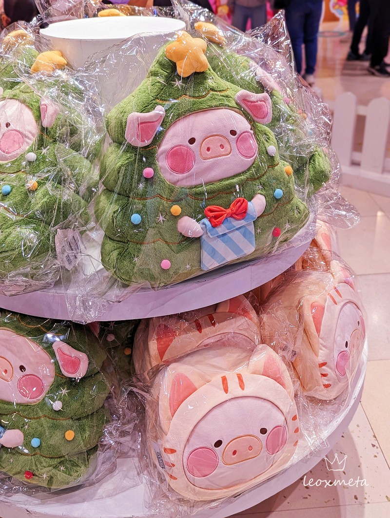 罐頭豬LuLu聖誕系列40cm毛絨抱枕 $1,200
