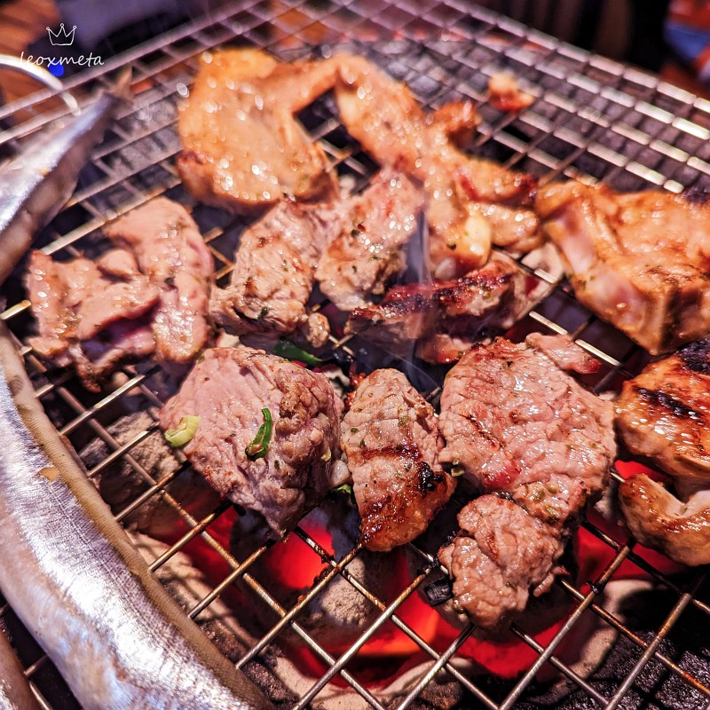 高雄桃太郎日式炭火燒肉-吃到飽菜單推薦-肉品海鮮-鐵盤料理
