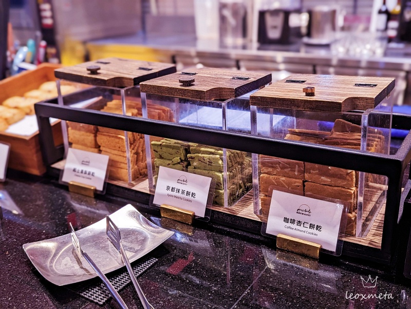 手工餅乾：起士香酥餅乾、京都抺茶餅乾、咖啡杏仁餅乾